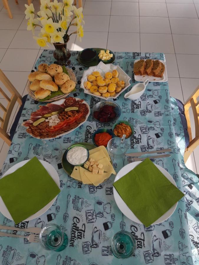 Yosefsfeld Bed & Breakfast Kutjevo ภายนอก รูปภาพ