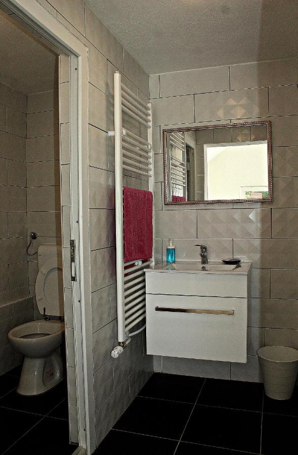 Yosefsfeld Bed & Breakfast Kutjevo ภายนอก รูปภาพ
